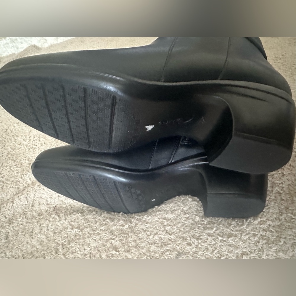 CLARKS  ANKLE BOOTIES  EMILY2 HOLLY,  BLACK LEATHER,  SIZE 10M - Picture 8 of 12